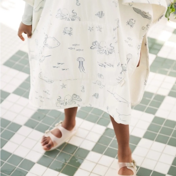 Pehr Hooded Poncho towel 4-6 yrs - Picture 3 of 5